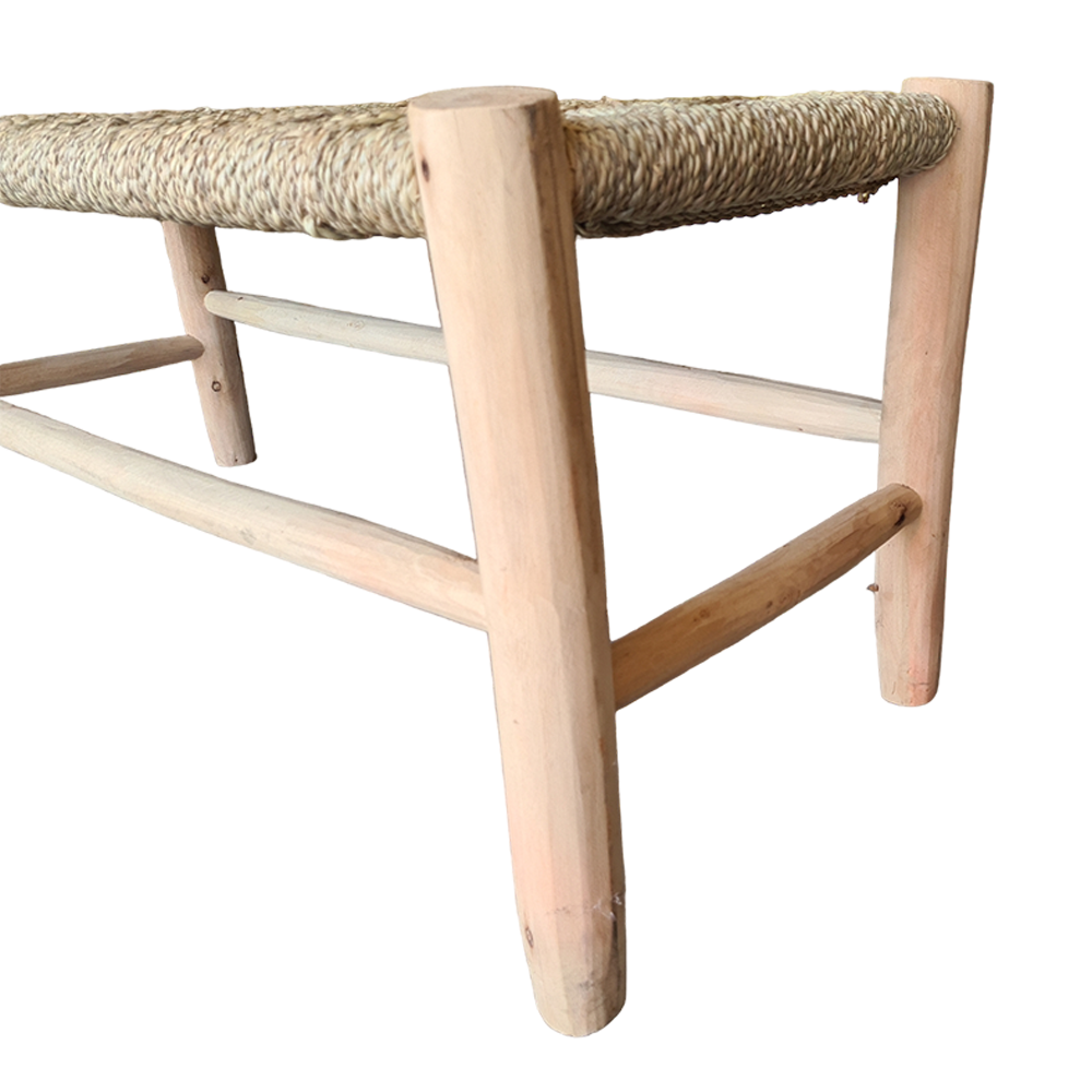 Tout nos petits mobilier en bois sont réalisés à base de d'eucalyptus, ideal pour une exposition en intérieur ou en extérieur.