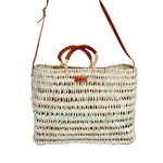 Charger l&#39;image dans la galerie, PANIER FRANCAIS EN FIBRE NATUREL en palme, osier et doubles anses en cuir. Ce panier en doum est un merveilleux panier de marché ou sac de plage tendance et fera également office de panier de rangement dans votre décoration interieur.
