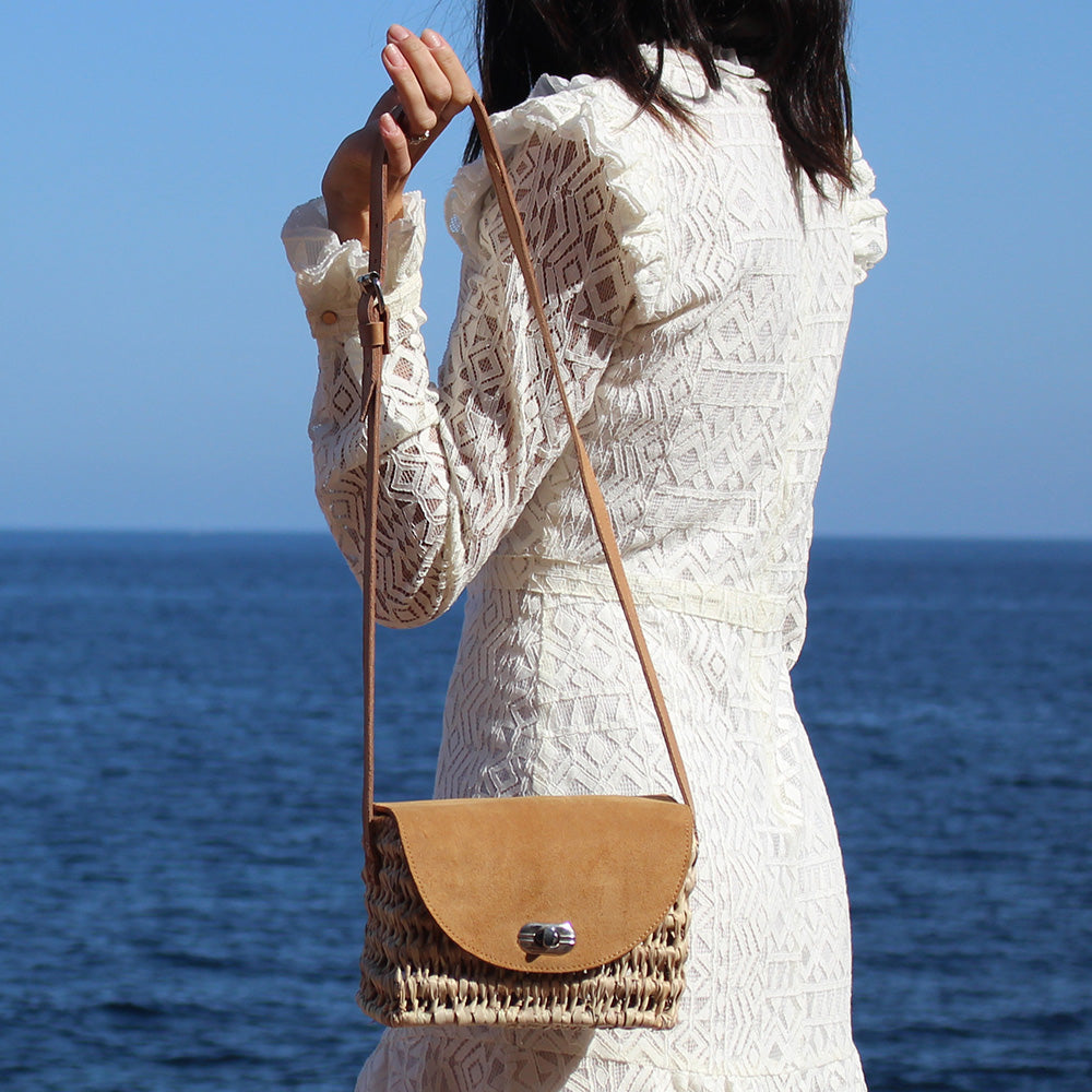 Sac à main panier sale