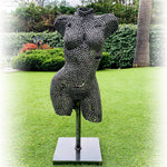 Charger l&#39;image dans la galerie, Décoration sculpture d&#39;un Buste de Femme en métal
