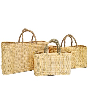 PANIER DE MARCHÉ AVEC ANSE EN FIBRE NATUREL EN OSIER. Ce sac en osier est a porté main. Fabrication artisanale avec des matières écologiques et naturelles en Osier. 100% Vegan 