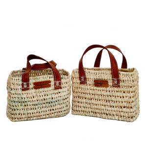 Lot de 2 paniers de Pâques avec anse - En osier tressé à la main - Pour enfants, filles - Petit cadeau et de rangement - Utilisation universelle comme corbeille à fruits Lot de 2 paniers de Pâques avec anse - En osier tressé à la main - Pour enfants, filles - Petit cadeau et de rangement - Utilisation universelle comme corbeille à fruits