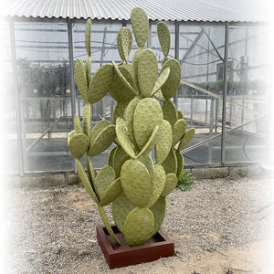 cactus en fer forgé, réalisé entièrement a la main, fait sur mesure. sculpture inique et comtenporain,.