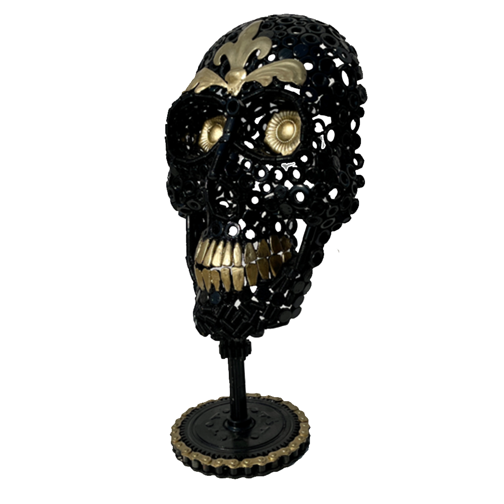 Sculpture en metal tete de mort mexicaine en boulon. Objet d art en metal fer forgé skull